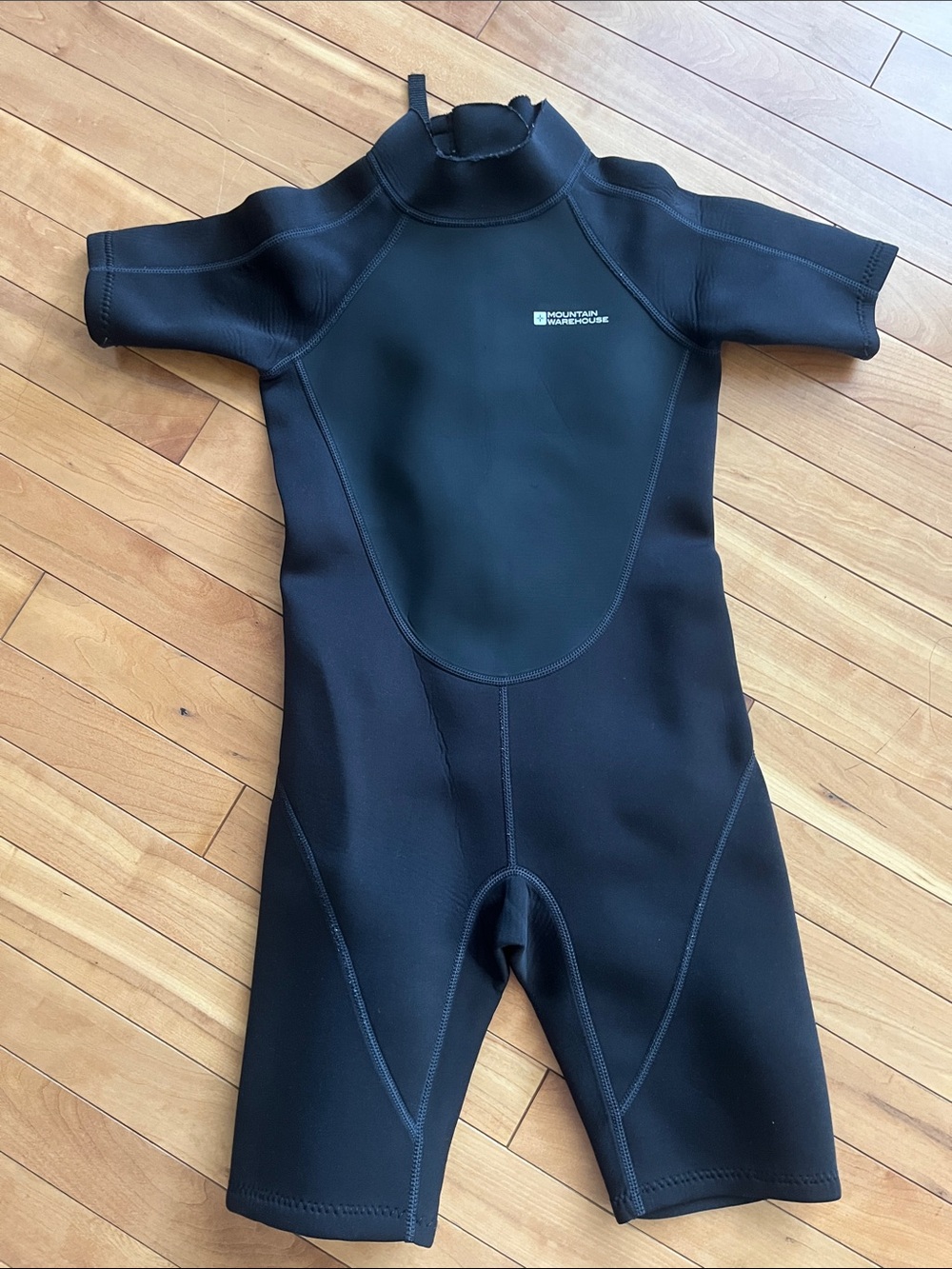 Mountain Warehouse Black Short-Sleeve Wetsuit 9-10 years